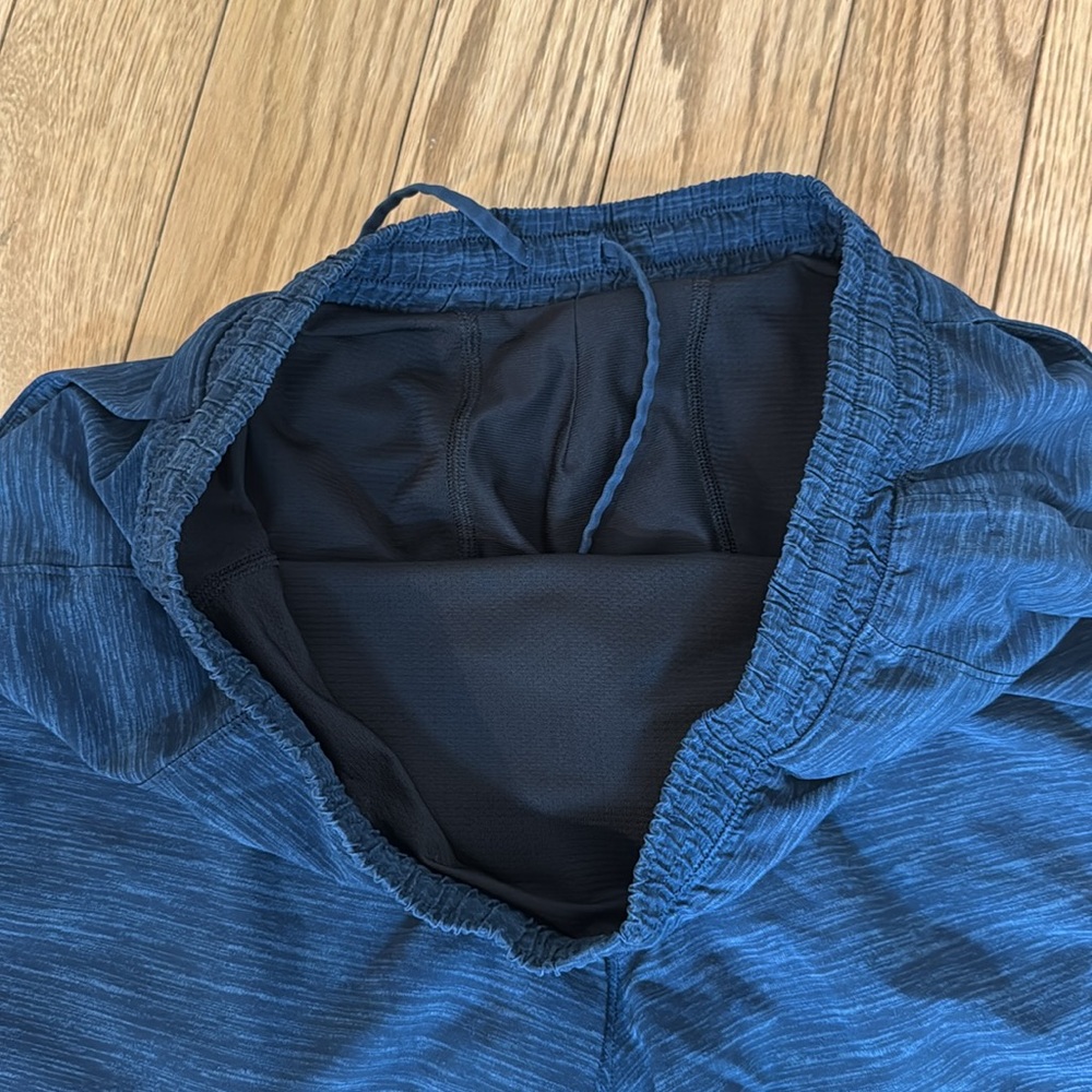 lululemon athletica‎ Men's Athletic Shorts - Navy Blue - Picture 8 of 8